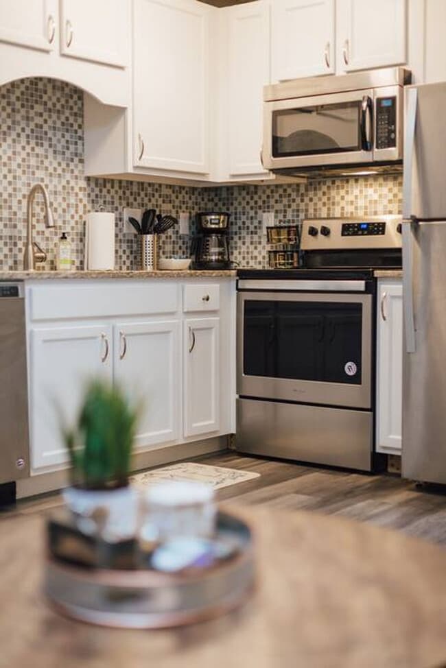 Building Photo - 117 Spring St