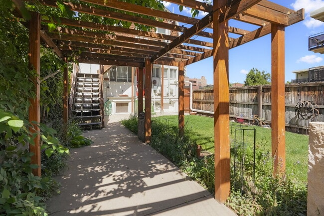 Building Photo - Live in Baker! Historic 2BD Home with Garage, Yard & Simplified Utilities