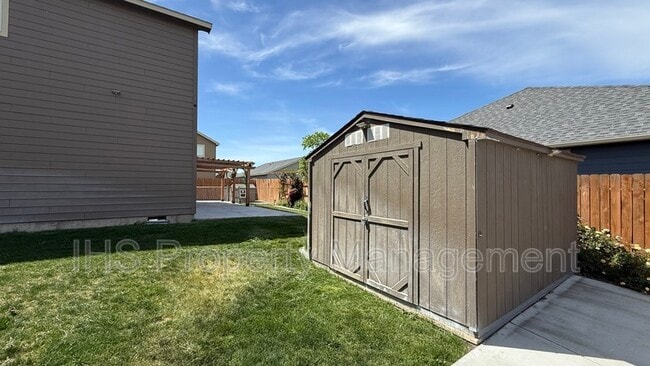 Building Photo - 5903 Pierre Dr