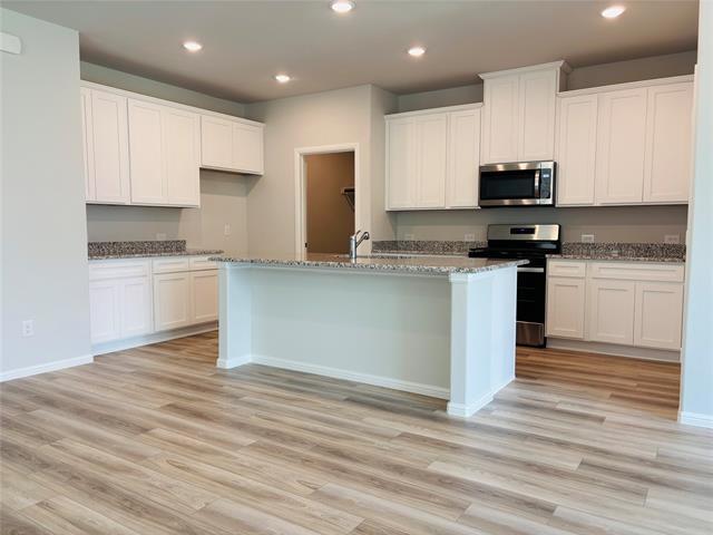 Building Photo - 912 Santa Lucia Dr