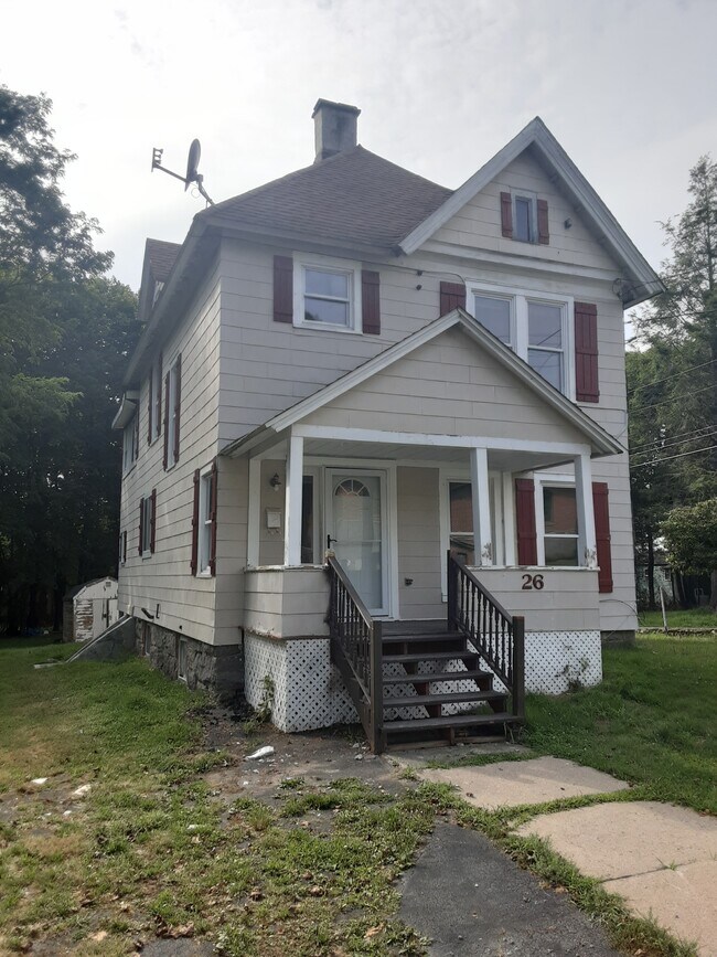 Building Photo - 26 Lakewood Ave
