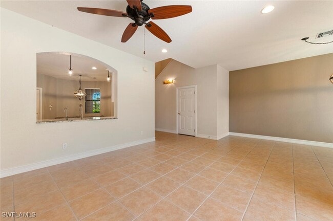 Building Photo - 9472 River Otter Dr