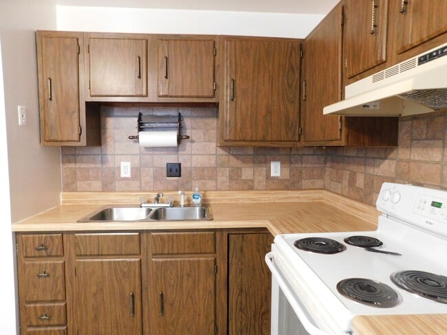 Building Photo - Berryville Townhouse