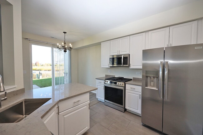Building Photo - 24854 Gates Ln