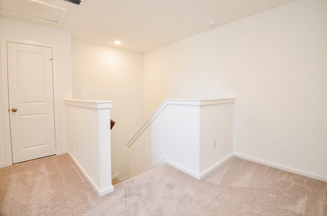 Building Photo - 30513 Bladnoch Ln