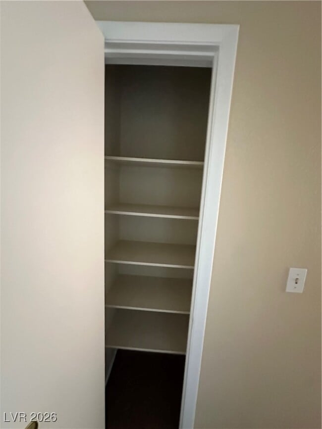 Building Photo - 2120 Running River Rd