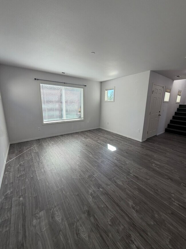 Building Photo - 3091 Walker Rd