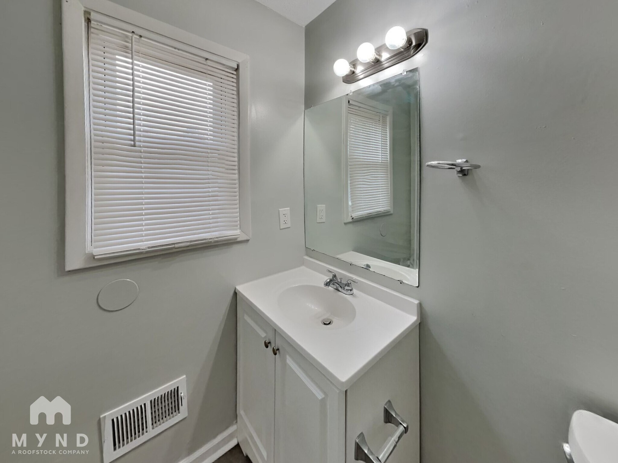 Building Photo - 7313 Penland Dr