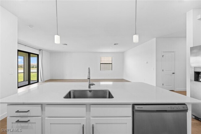 Building Photo - 14179 Winding Cedar Wy