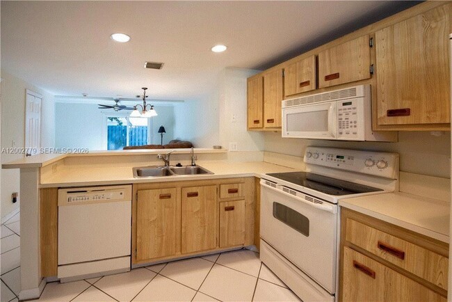 Building Photo - 81 SW 3rd St