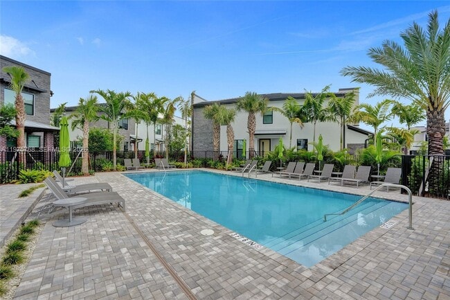 Building Photo - 8339 NW 7th Pl