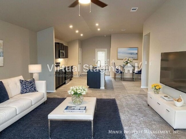 Building Photo - 1217 E 89th St