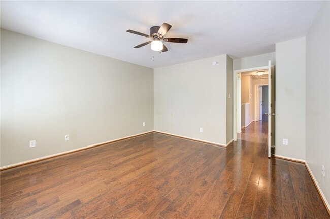 Building Photo - 14559 Gleaming Rose Dr