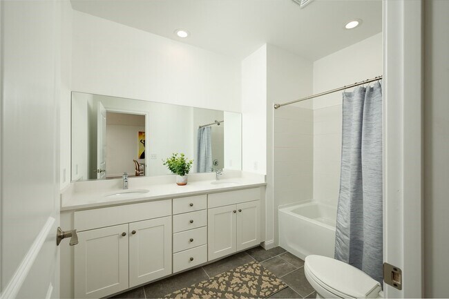 Building Photo - 309 Chief Justice Cushing Hwy