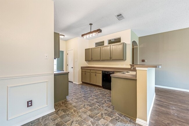 Building Photo - 1624 Appaloosa Dr