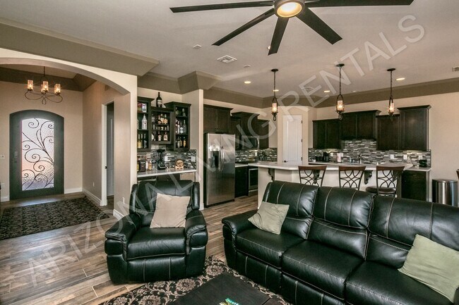 Building Photo - FURNISHED AVAILABLE JANUARY 2027 - MARCH 2027