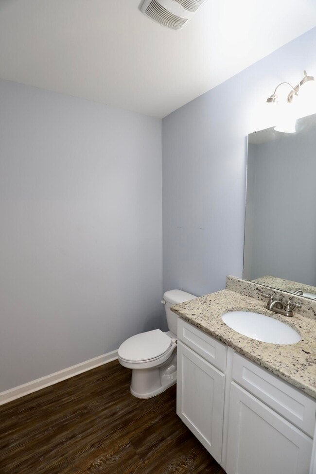 Building Photo - 1009 Providence Plantation Dr