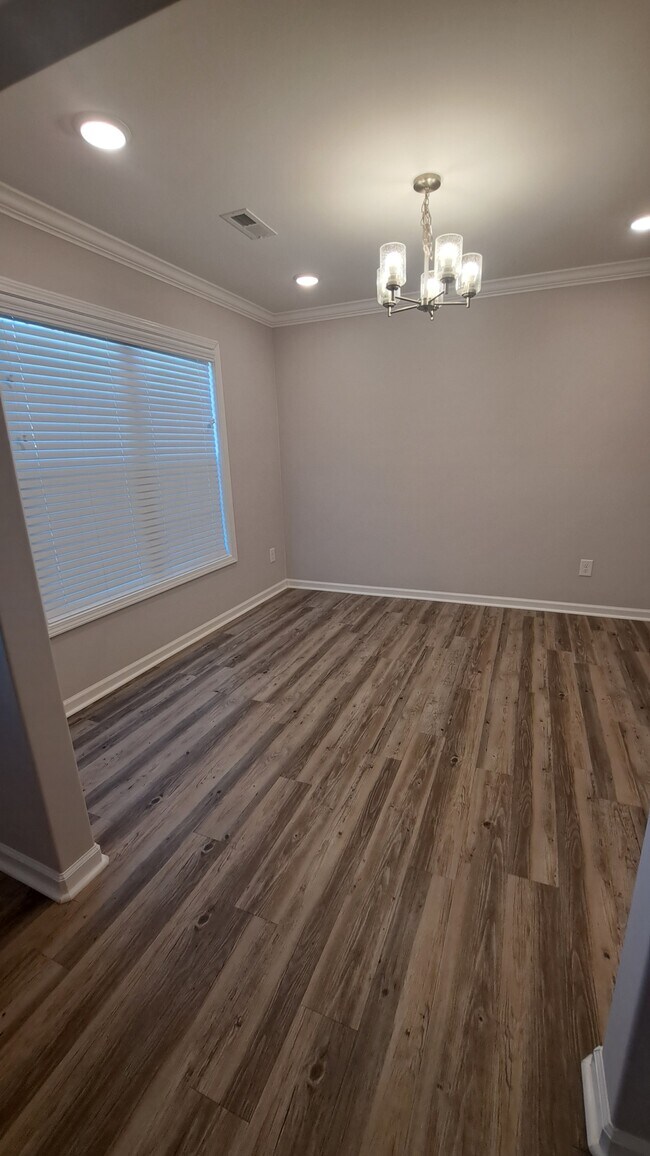 Building Photo - 228 Patriot Dr
