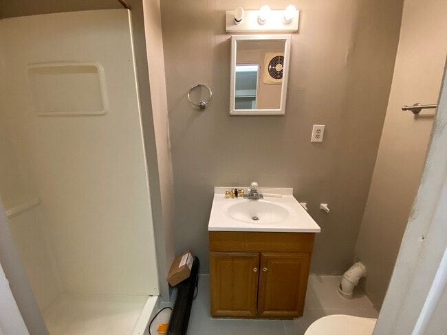 Building Photo - Hunter Ave 1444-1446 MLR