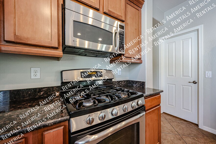 Building Photo - 3746 S Star Canyon Dr