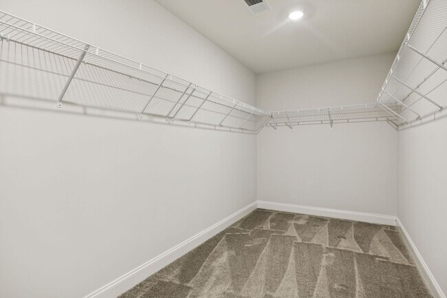 Building Photo - Clover Glen Rental