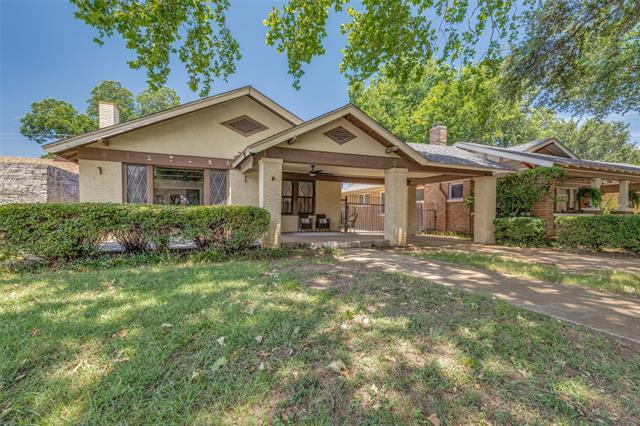 Building Photo - 2230 Mistletoe Ave