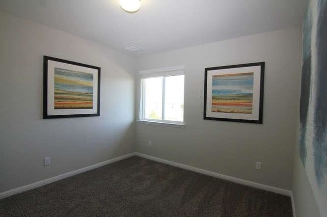 Building Photo - 714 Tinton Falls Ln