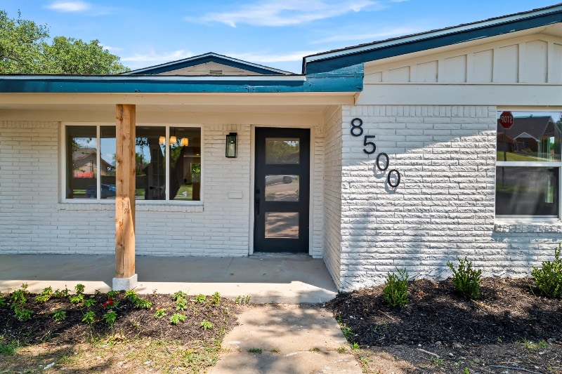 Building Photo - 8500 Gibbs Dr