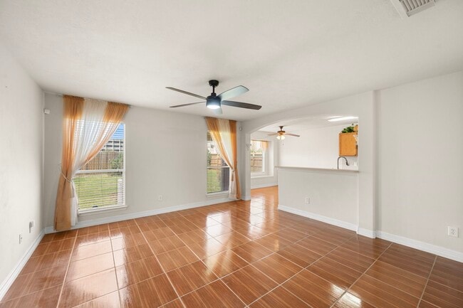 Building Photo - 10506 Linsley Lane