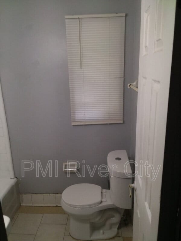 Building Photo - 5223 Polan Ln