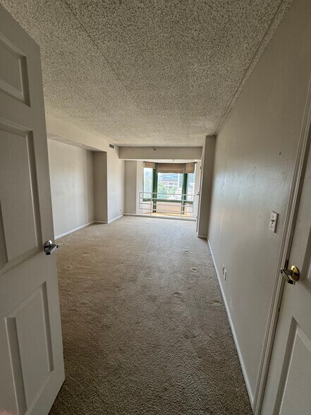 Master Bedroom - 270 E Highland Ave