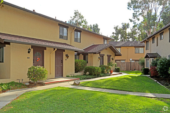 Building Photo - Franciscan Apartments