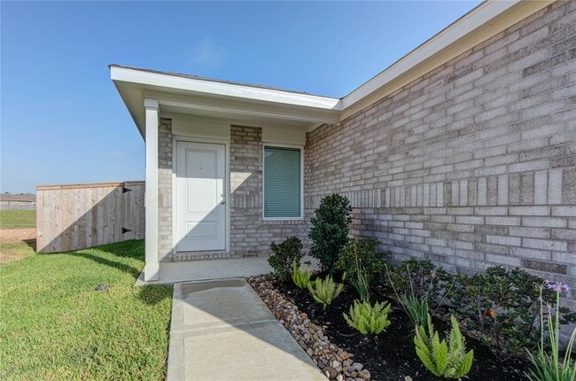 Building Photo - 640 Magnolia Creek Dr