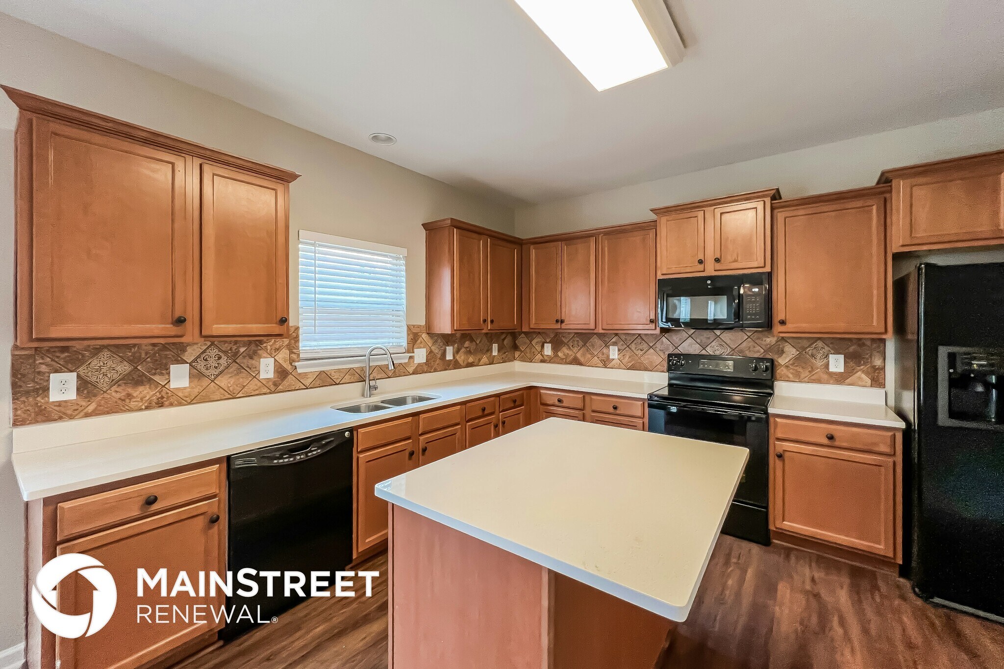 Building Photo - 6421 Cheshire Cove Dr