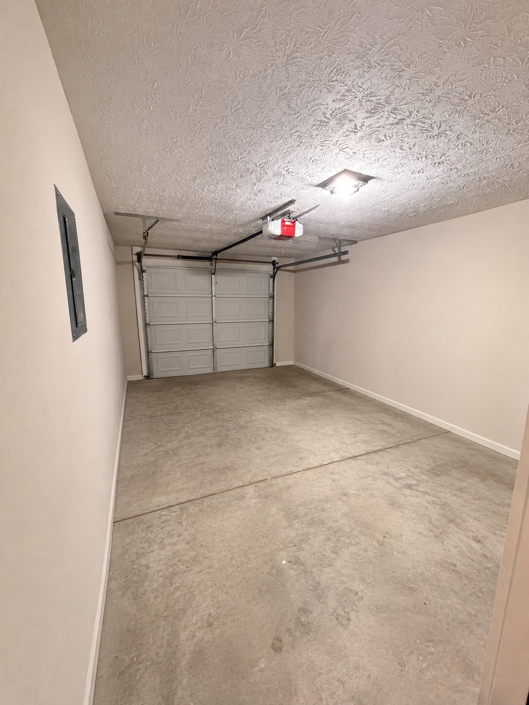 Building Photo - 2915 Eagle Pointe Dr