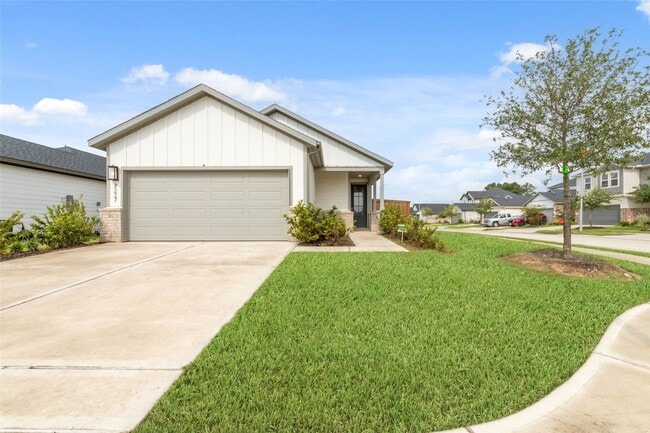Primary Photo - 7227 Cedar Hbr Ct