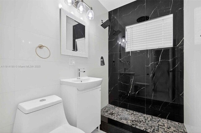 Building Photo - 465 NW 153rd St