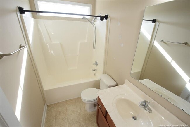 Building Photo - 145 Harcourt Pl