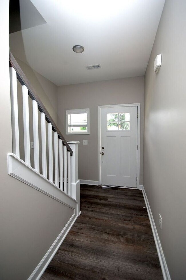 Building Photo - 510 W First St Princeton, NC 27569