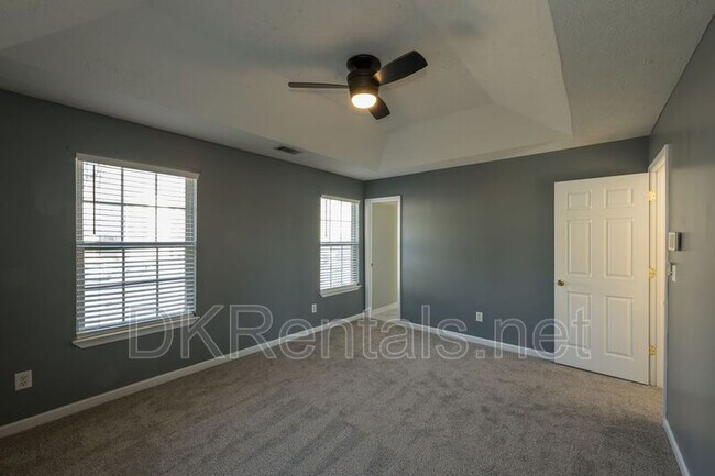 Building Photo - 3328 Vintage Pointe Ct