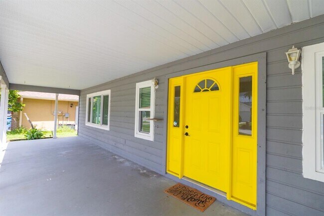 Building Photo - 603 Angelica Pl