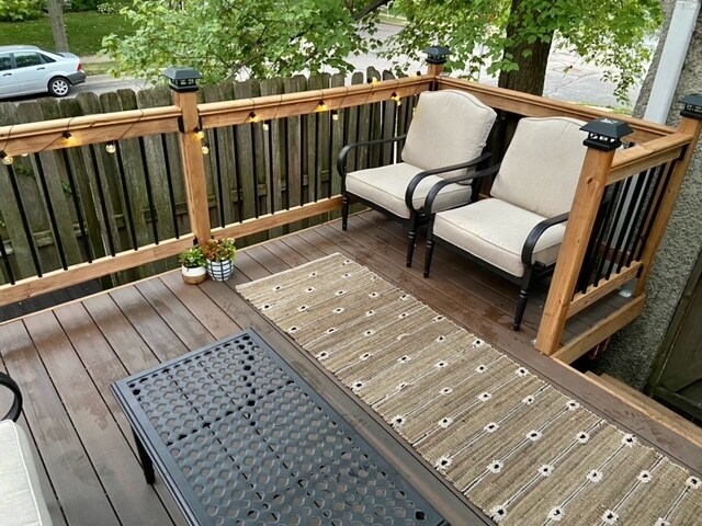 Deck - 5049 44th Ave S
