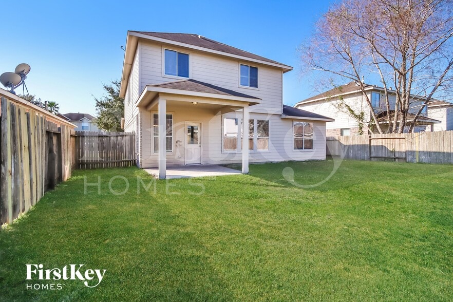 Building Photo - 8306 White Willow Ln