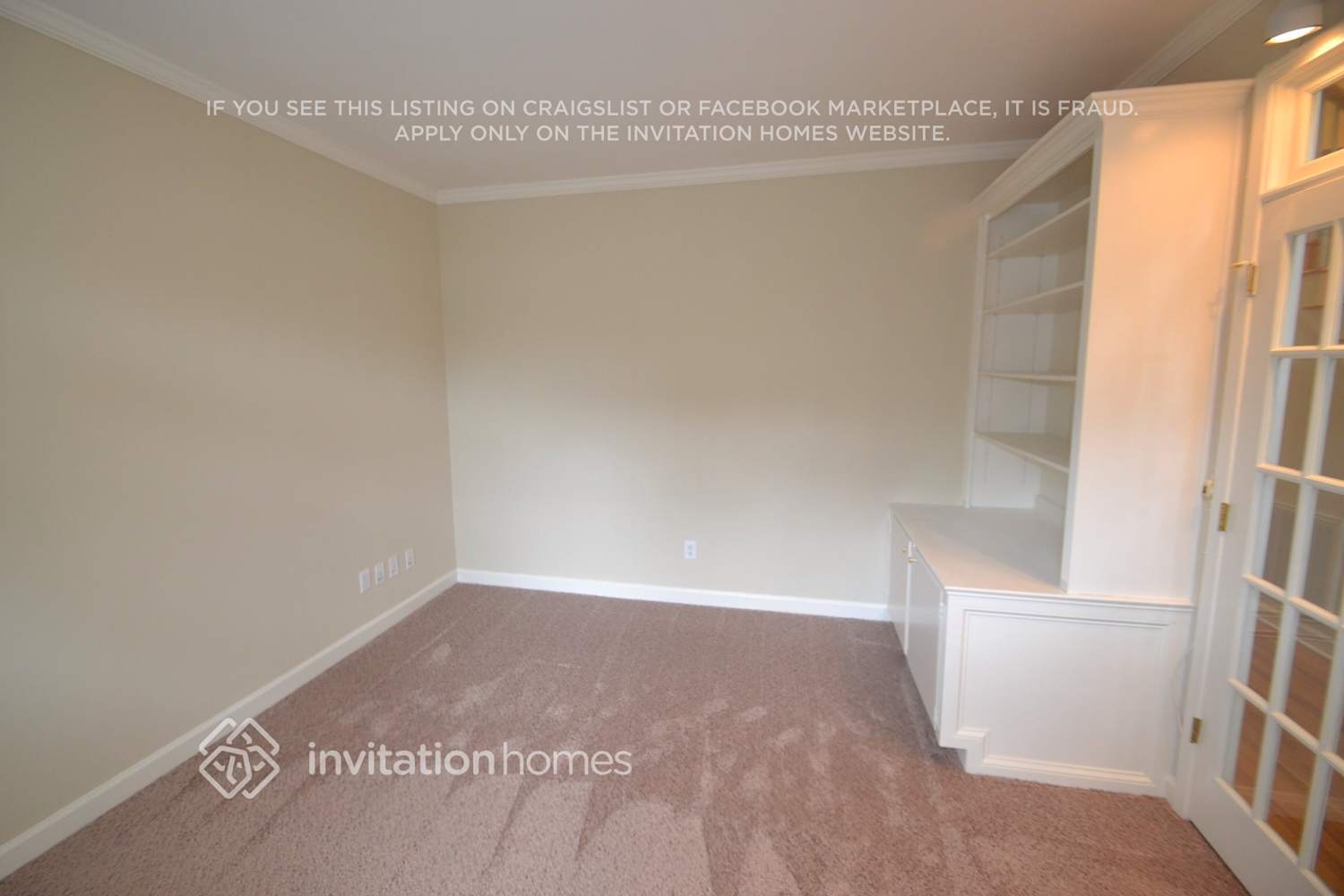 Building Photo - 10818 Tavernay Pkwy