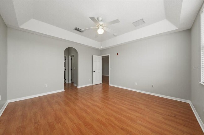 Building Photo - 9417 Myrtle Creek Ln
