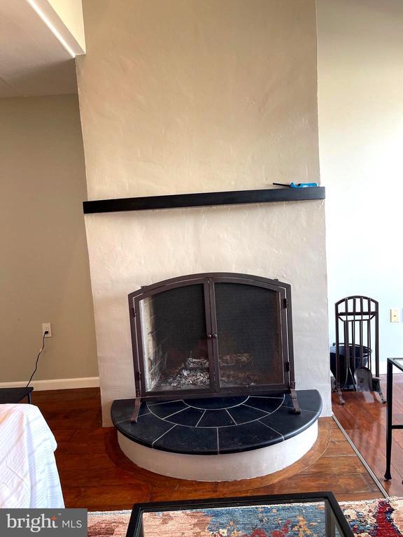 Building Photo - 28 Main St