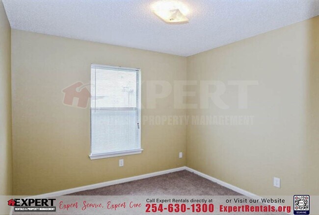 Building Photo - 4-Bedroom Home with Spacious Backyard in S...