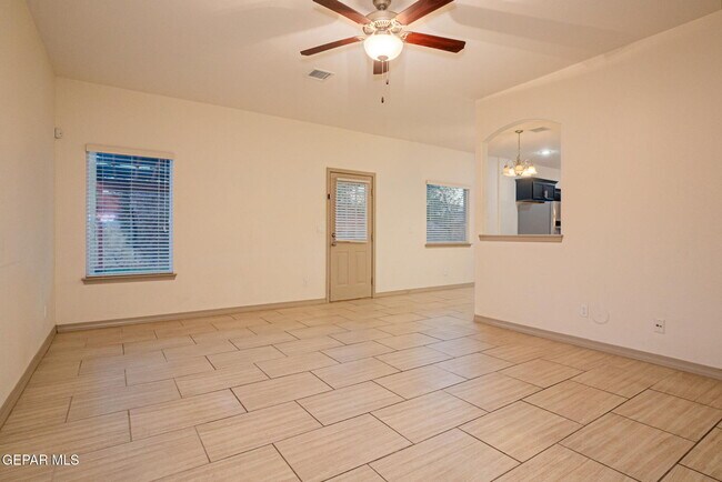 Building Photo - 3204 Merry Mdw