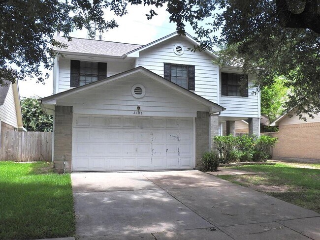 Primary Photo - 2107 Creekshire Dr