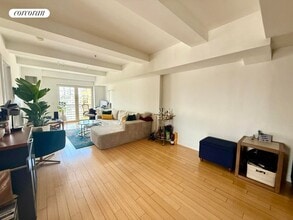 Building Photo - 302 2nd St